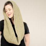 Chunky Crochet Infinity Loo..