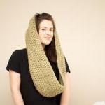 Chunky Crochet Infinity Loo..