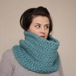 Chunky Crochet Cowl Snood i..